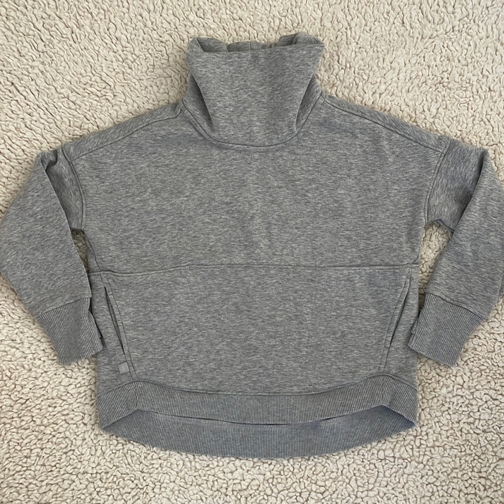 Athleta Girl funnel sweater XS/6